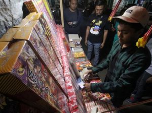 Pedagang Petasan di Aceh Ditertibkan