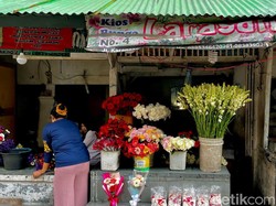 Asa Pedagang Bunga Bandung Menyemai Rezeki di Bulan Ramadan