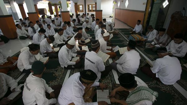 Momen Para Napi Ikuti Pesantren Kilat Ramadan