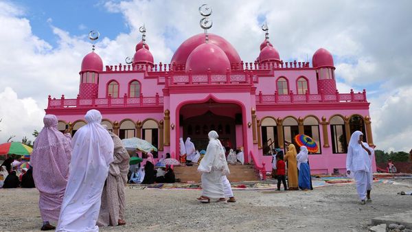 Pesona Dimaukom, Masjid Serba Pink di Filipina