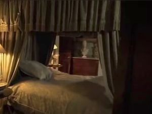 Kisah Wanita Tidur di Kasur dan Sprei yang Tidak Pernah Dicuci 100 Tahun Kisah Wanita Tidur di Kasur dan Sprei yang Tidak Pernah Dicuci 100 Tahun