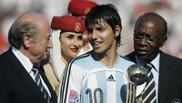 Piala Dunia U-20 2007 kembali memunculkan Argentina sebagai kampiun. Satu lagi legenda lahir di sini: Sergio Aguero. Foto: AFP via Getty Images/AFP