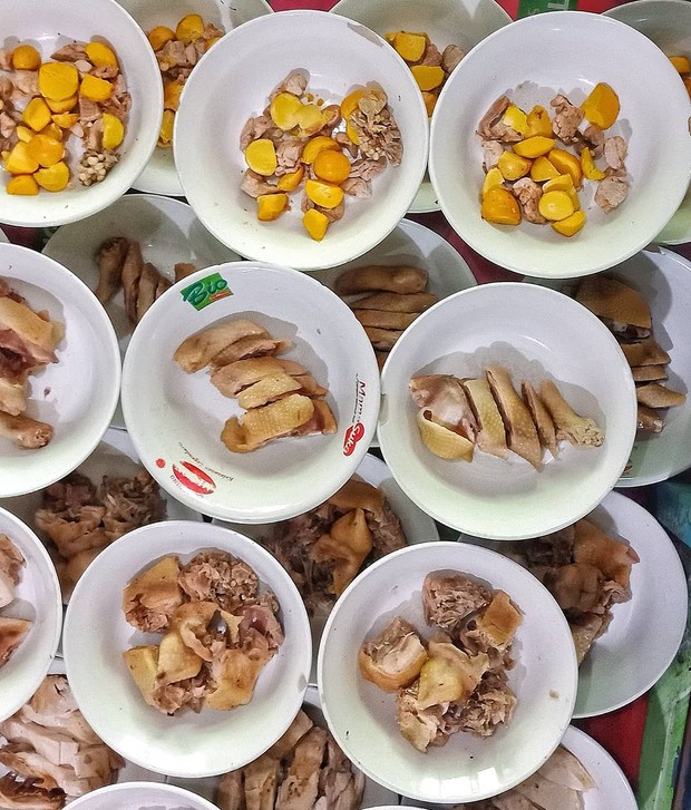 Sop Ayam Pak Min / Foto: Instagram.com/Jogjabikinlaper Sop Ayam Pak Min