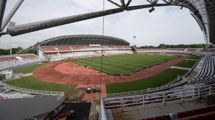 Stadion Jakabaring Direnovasi Rp 30 Miliar untuk Pildun U-20, Kini Gagal Suasana stadion Gelora Sriwijaya Jakabaring (GSJ) yang diperuntukkan untuk venue Piala Dunia U-20 2023 di Jakabaring Sport City (JSC), Palembang, Sumatera Selatan, Kamis (30/3/2023). FIFA resmi mencabut status Indonesia sebagai tuan rumah Piala Dunia U-20 2023 mendatang. ANTARA FOTO/Nova Wahyudi/nym.