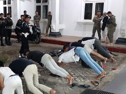 Patroli Ramadan Bone, Sejoli Diciduk di Kos-7 Remaja Perang Sarung Diamankan