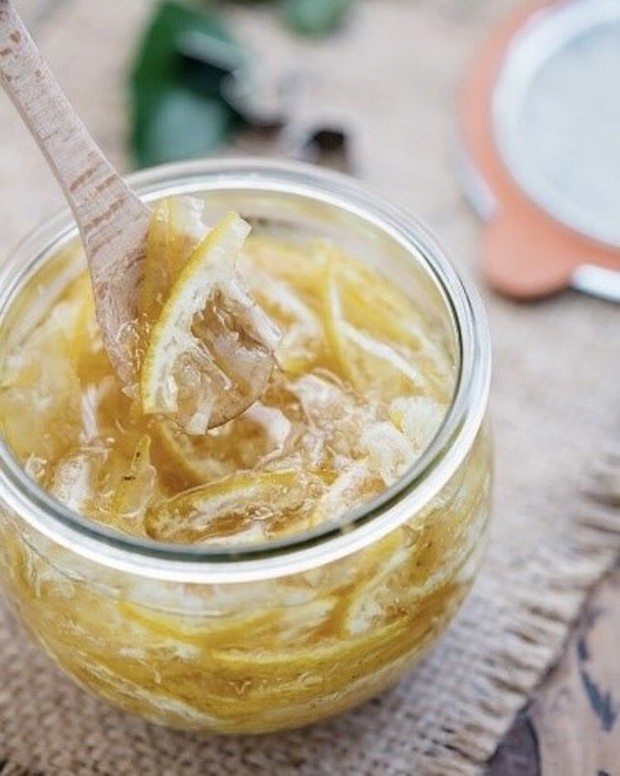 Yujacha Tea Yujacha Tea merupakan teh tradisional khas Korea dengan rasa segar dari buah yuja