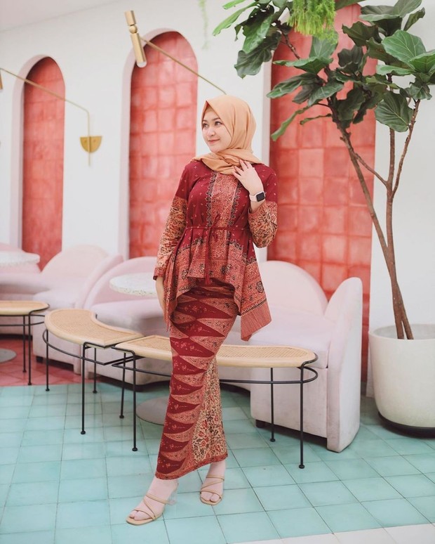 5 Cara Cerdas Pilih Baju Lebaran yang Bisa Terpakai Berulang