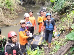 Bocah di Kediri yang Hilang Tercebur Selokan Bersama Keluarganya Ditemukan
