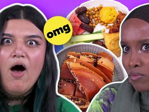 Cicipi Menu Berbuka Puasa ala Indonesia, Orang-orang Ini Langsung Kepincut