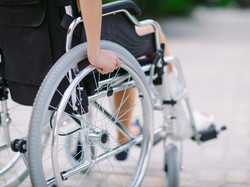 Ratusan Siswi di Negara Ini Mendadak Lumpuh Misterius, Ada Apa?