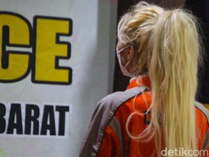 Aksi Penyamaran Petugas Imigrasi Ungkap Prostitusi WN Uzbekistan Aksi Penyamaran Petugas Imigrasi Ungkap Prostitusi WN Uzbekistan