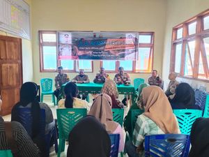 Warga Labuan Bajo Keluhkan Siswa Bolos-Nongkrong di Pantai Warga Labuan Bajo Keluhkan Siswa Bolos-Nongkrong di Pantai