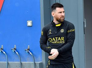 Barcelona Akui Sudah Hubungi Messi Barcelona Akui Sudah Hubungi Messi