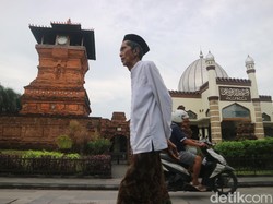 Ngabuburit Sembari Menikmati Jejak Akulturasi Budaya Menara Kudus
