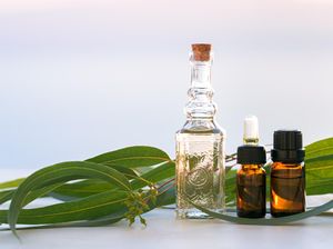 Selain Minyak Kayu Putih, Adakah Booster yang Bisa Tingkatkan Oktan Bensin? Selain Minyak Kayu Putih, Adakah Booster yang Bisa Tingkatkan Oktan Bensin?