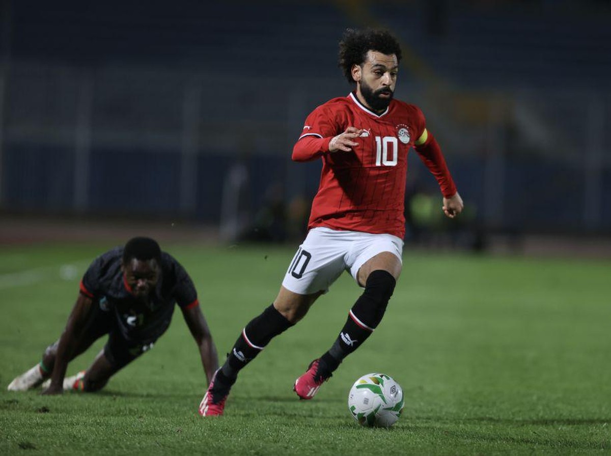 Salah ketika membela Mesir menghadapi Malawi. Foto: Anadolu Agency via Getty Images/Anadolu Agency