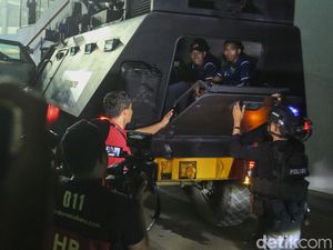 Momen Persib Bandung Tiba di Stadion Patriot Naik Rantis