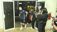 Kabid Humas Polda Metro Jaya Kombes Trunoyudo Wisnu Andiko dalam keterangannya, Jumat (31/3) mengatakan, jumlah personal yang terlibat pengamanan mencapai 2.572 orang. Trunoyudo menjelaskan personel terdiri dari 1.432 personel Polda Metro Jaya, 710 personel Polres, 300 anggota TNI, 130 personel Pemprov, dan bantuan personel sebanyak 430. Nantinya personel tersebut akan ditempatkan di sejumlah titik.