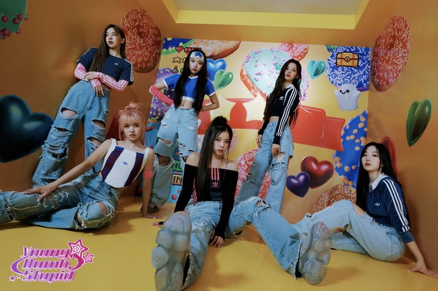 NMIXX Young, Dumb, Stupid Concept Photo / twitter.com/NMIXX_Official NMIXX Young, Dumb, Stupid Concept Photo / twitter.com/NMIXX_Official