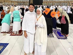 Kisah Emosional Omesh Berderai Air Mata Baru Umrah Pertama Kali