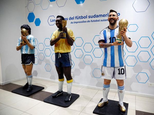 Penampakan Patung Lilin Messi, Sejajar dengan Maradona dan Pele