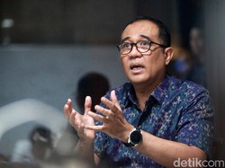 Buka-bukaan Rafael Alun Usai Jadi Tersangka: Asal-usul Harta hingga Ibu Sosialita