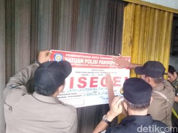 Toko Kosmetik di Tangsel Disegel Satpol PP gegara Jual Tramadol