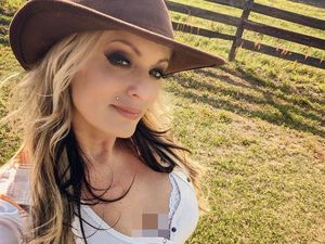 Foto Stormy Daniels, Bintang Porno yang Bikin Donald Trump Didakwa Kasus Suap