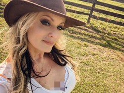 Sosok Stormy Daniels Bintang Porno yang Seret Donald Trump Didakwa Kasus Suap
