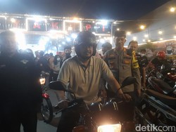 Bobby Nasution Ngabuburit Keliling Medan Naik Motor 2 Tak