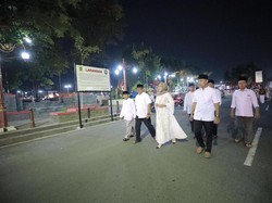 Cek Alun-alun Klaten, Bupati Ajak Warga Jaga Kebersihan Fasilitas Umum