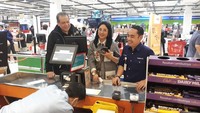 Transmart Midnight Sale CT Beli 2 TV LED, Harganya Ramah di Kantong