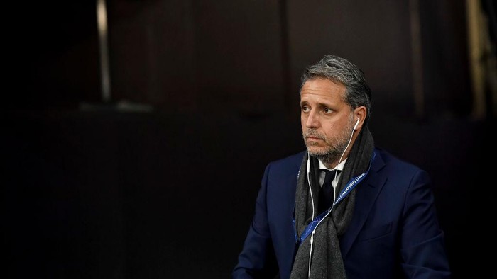 LONDON, ENGLAND - OCTOBER 12: Fabio Paratici Managing Director of Football of Tottenham Hotspur looks on prior to the UEFA Champions League group D match between Tottenham Hotspur and Eintracht Frankfurt at Tottenham Hotspur Stadium on October 12, 2022 in London, United Kingdom. (Photo by Vincent Mignott/DeFodi Images via Getty Images)