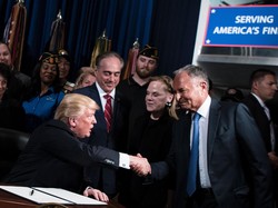 4 Fakta Bos Marvel Isaac Ike Perlmutter yang Dipecat Disney