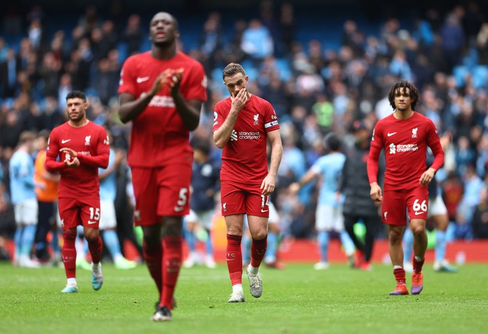 Liverpool Soccer Football - Premier League - Manchester City v Liverpool - Etihad Stadium, Manchester, Britain - April 1, 2023 Liverpool's Trent Alexander-Arnold and Jordan Henderson look dejected after the match REUTERS/Carl Recine EDITORIAL USE ONLY. No use with unauthorized audio, video, data, fixture lists, club/league logos or 'live' services. Online in-match use limited to 75 images, no video emulation. No use in betting, games or single club /league/player publications. Please contact your account representative for further details.