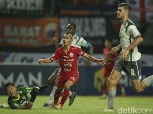 Minggu Kelabu Persib Bandung