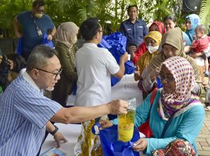 Momen Zulhas Hadiri Pasar Ramadan di Jatinegara