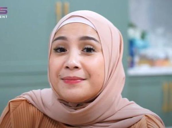 Cantiknya Nagita Slavina dengan Tampilan Berhijab