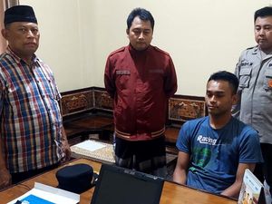 Pembacok Penjual HP di Kota Pasuruan Tertangkap, Sebilah Celurit Diamankan Pembacok Penjual HP di Kota Pasuruan Tertangkap, Sebilah Celurit Diamankan