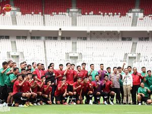 Tentang Ide Jokowi Kumpulkan Timnas U-20 dalam Satu Tim Tentang Ide Jokowi Kumpulkan Timnas U-20 dalam Satu Tim