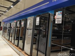 Kulkas Sultan di Midnight Sale Transmart Ngagel Cuma Rp 9 Jutaan, Gokil!