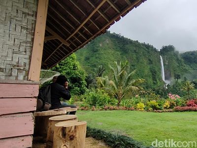Penampakan Rumah dengan Pemandangan Surga yang Viral di Cianjur
