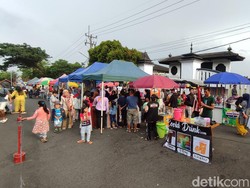Ngabuburit Seru di Taman Makam Pahlawan Ciamis