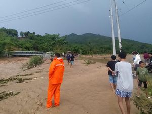 3 Kecamatan di Luwu Diterjang Banjir Imbas Sungai Suso Meluap 3 Kecamatan di Luwu Diterjang Banjir Imbas Sungai Suso Meluap