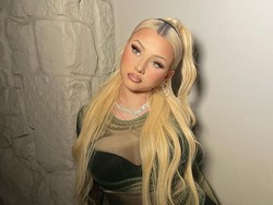 Masih Remaja, Putri Tiri Kourtney Kardashian Dikritik Sering Umbar Keseksian