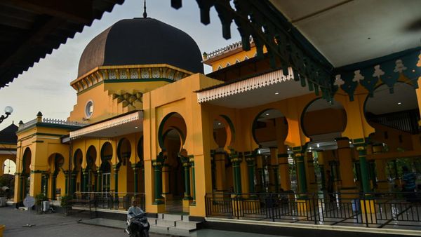 Cocok Jadi Wisata Religi, Ini Masjid Tertua di Medan