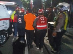 Tanda Tanya dan Kejanggalan Pria Tewas Tergeletak di Ahmad Yani Surabaya Tanda Tanya dan Kejanggalan Pria Tewas Tergeletak di Ahmad Yani Surabaya