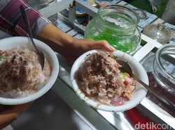 Segarnya Es Campur Pak Said, Kuliner Legendaris di Batu Sejak 1954