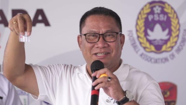 Ketum Indonesia Football Forever yang menaungi para legenda sepak bola Indonesia, Fary Djemy Francis.