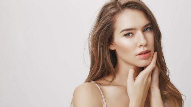 Alasan orang menarik cenderung merasa kesepian menurut sains